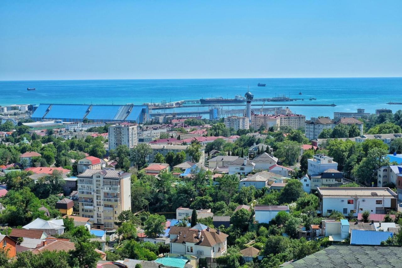 Rosa Del Viento Hotel Tuapse Bagian luar foto