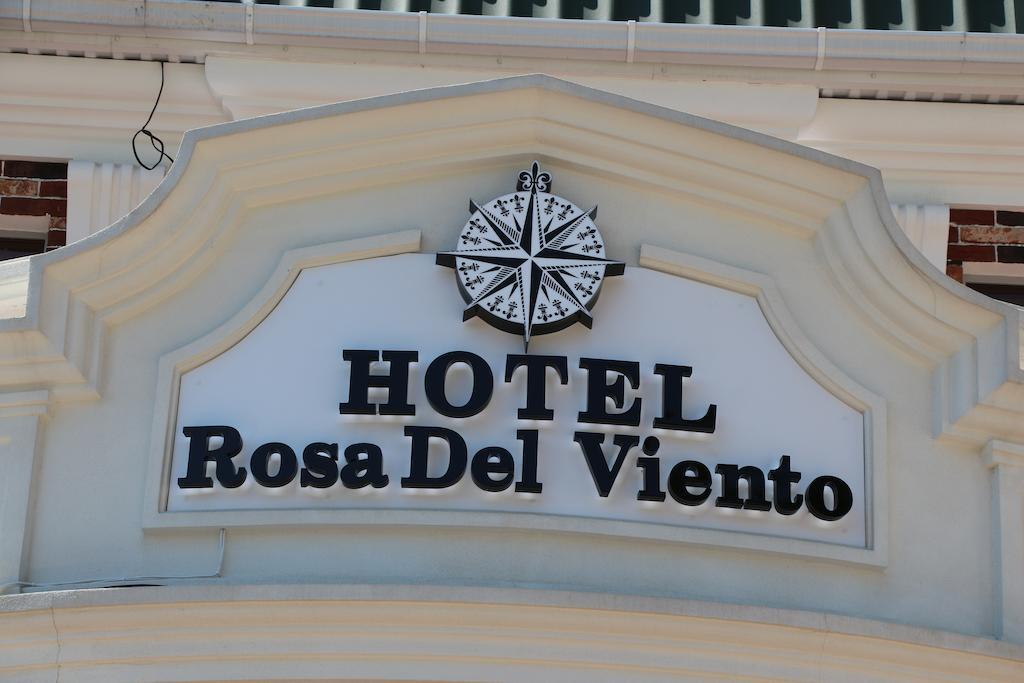 Rosa Del Viento Hotel Tuapse Bagian luar foto